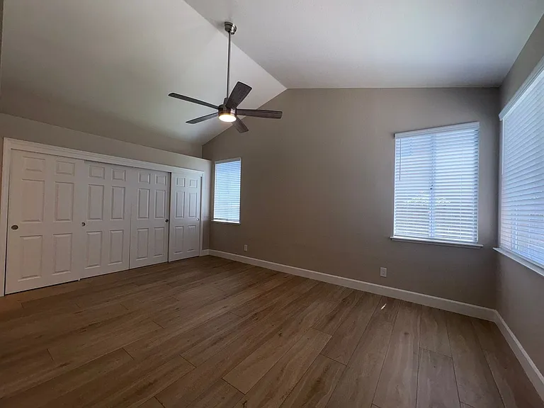 798 Shannon Dr — Photo 26