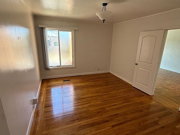 4th image of 2150 47th Ave