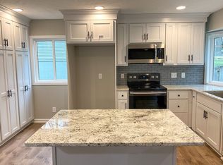 14718 Monroe St, Omaha, NE 68137