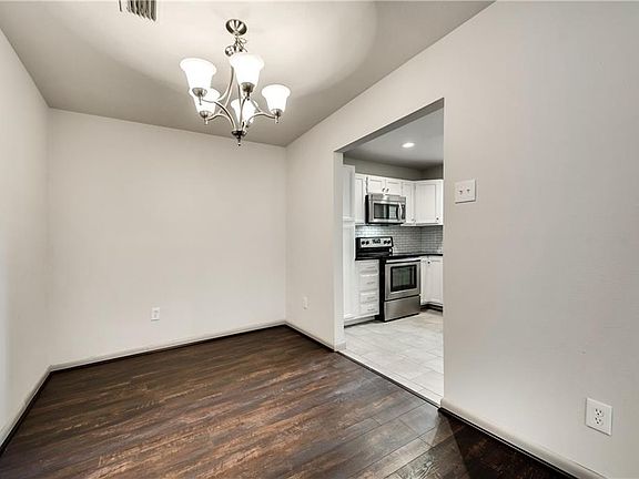 5th image of 9330 Emberglow Ln