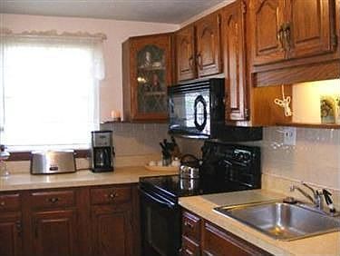 4th image of 8369 Celianna Dr
