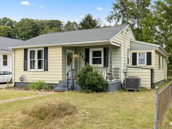 434 Peach St, Staunton, VA 24401