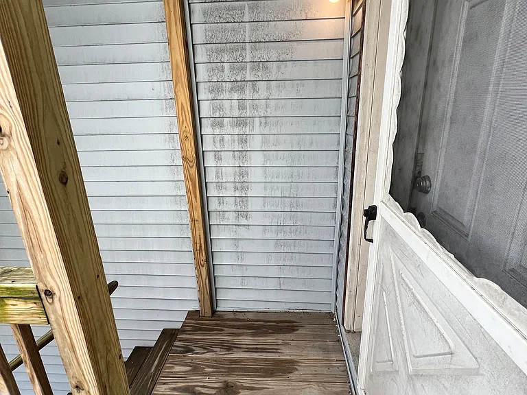 139 Chelsea St #2B — Photo 16