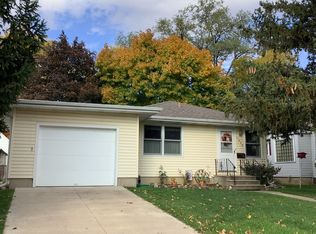 1039 Townsend St, Sycamore, IL 60178