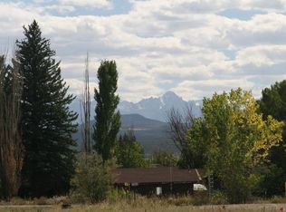 1 Underwoods Ln, Montrose, CO 81403