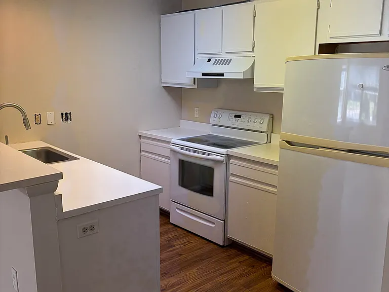 109 Driftwood Ct #109 — Photo 7