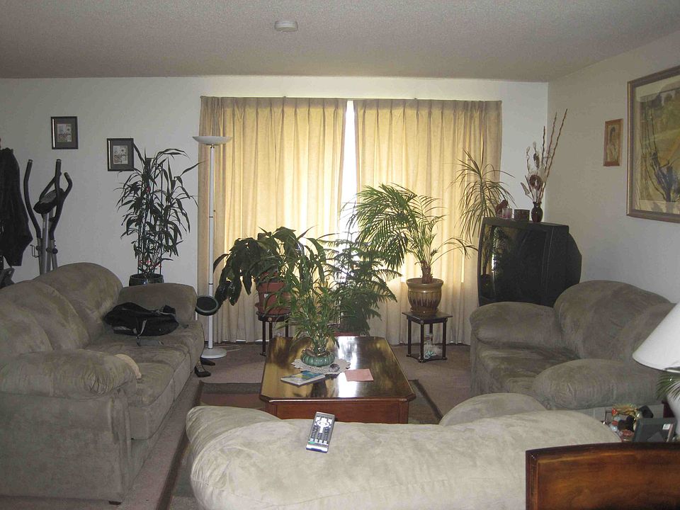 2nd image of 5206 S Cloverdale Pl