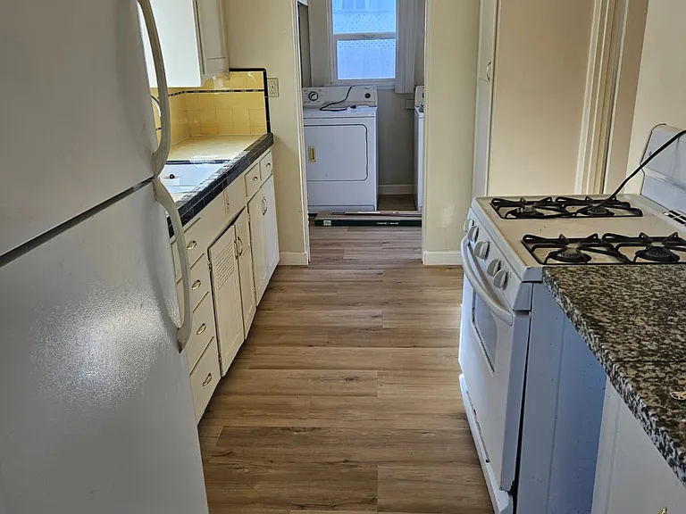 5728 Adelaide Ave — Photo 13