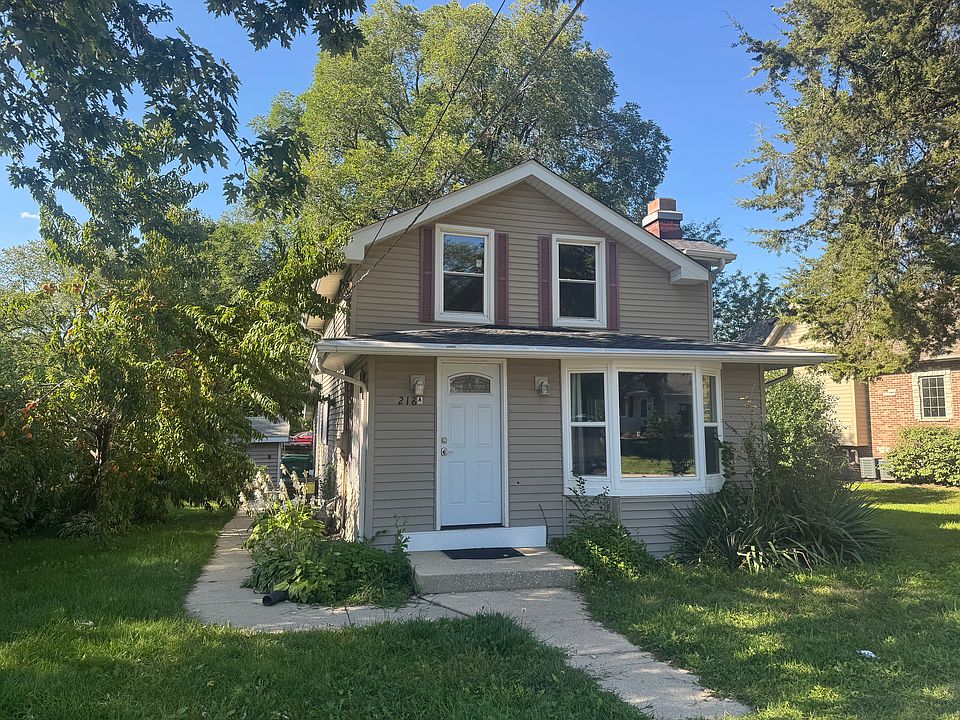 1st image of 218 Channahon St
