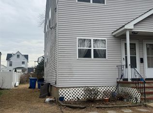 710-712 Drake Ave, Middlesex, NJ 08846