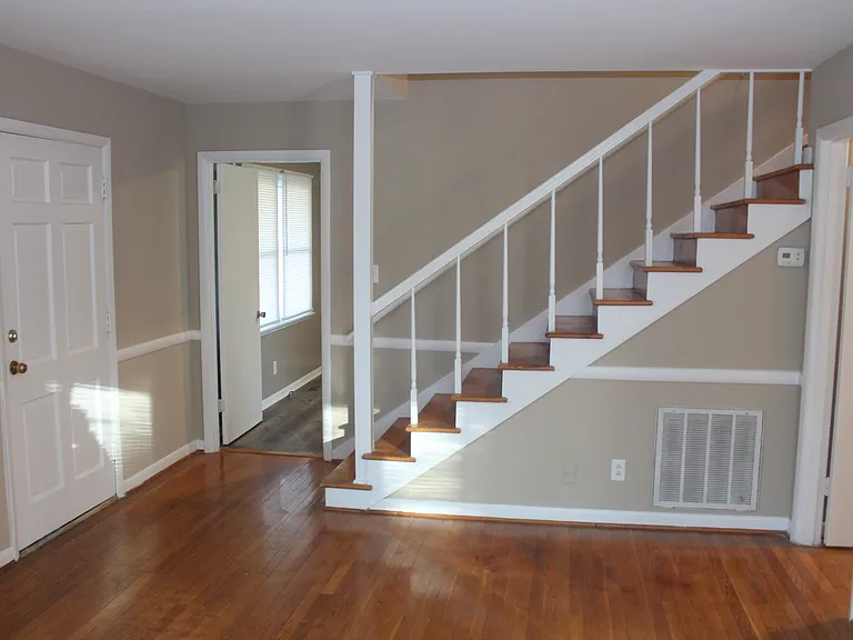 2602 Gibson St NW — Photo 9
