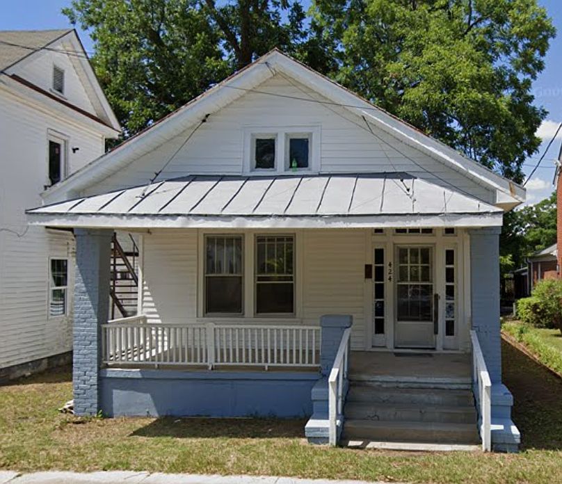 1st image of 424 E Blount St