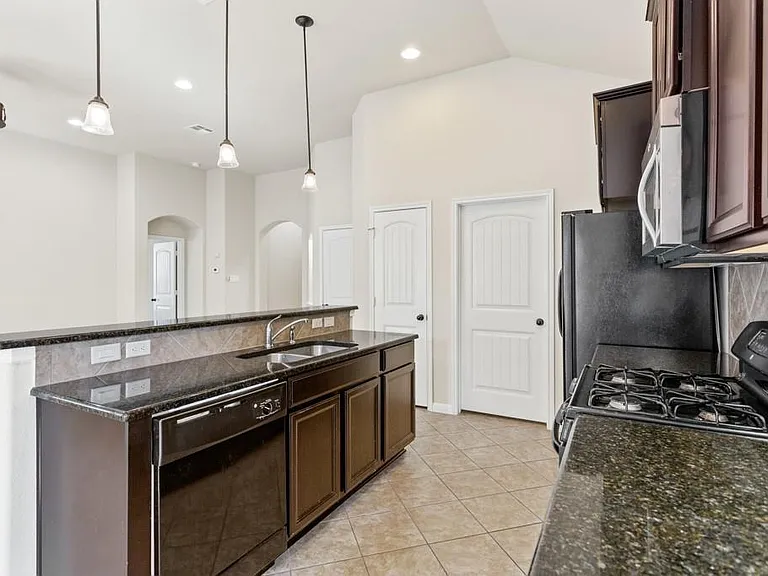 12508 Jen Ln — Photo 5