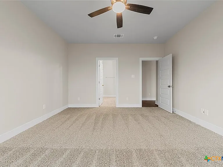 920 Campbelton Dr — Photo 12