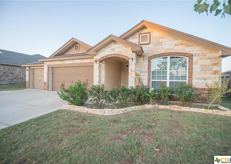 1st image of 3101 Briscoe Dr
