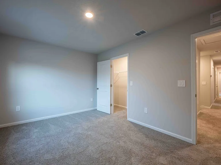 850 Hartshill Pl — Photo 18