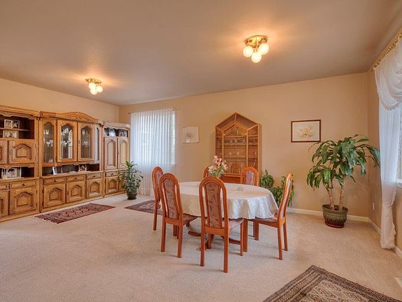 3rd image of 9212 Carys St SE