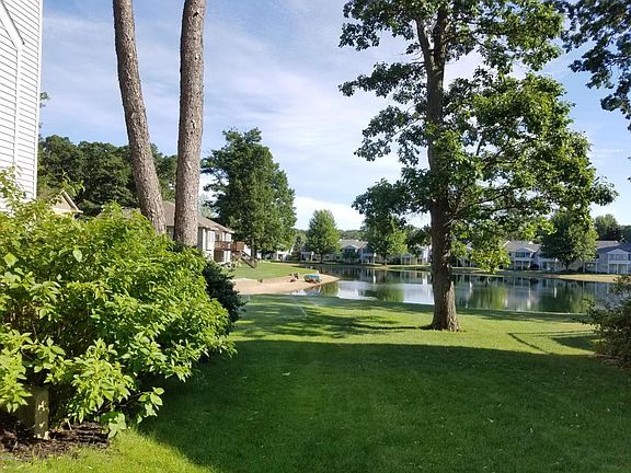 3rd image of 566 Pine Water Way