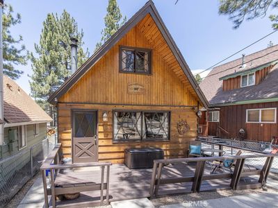 435 W Sherwood Blvd, Big Bear City, CA, 92314