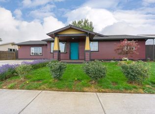 1534 SW 35th St, Redmond, OR 97756
