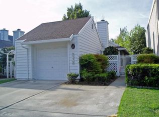 2172 Sandcastle Way, Sacramento, CA 95833