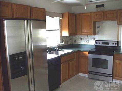 5th image of 1 Harbourside Dr APT 4101
