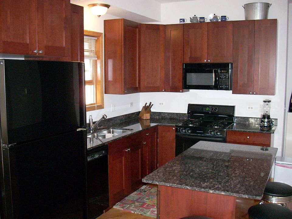 1st image of 2551 N Southport Ave #2K
