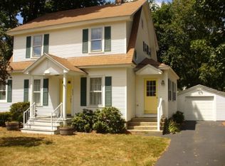 433 Donald St, Bedford, NH 03110