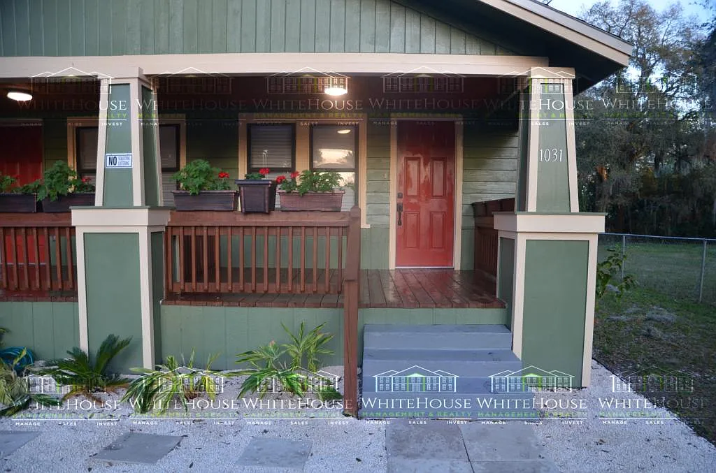 1031 Neville Avenue — Photo 3