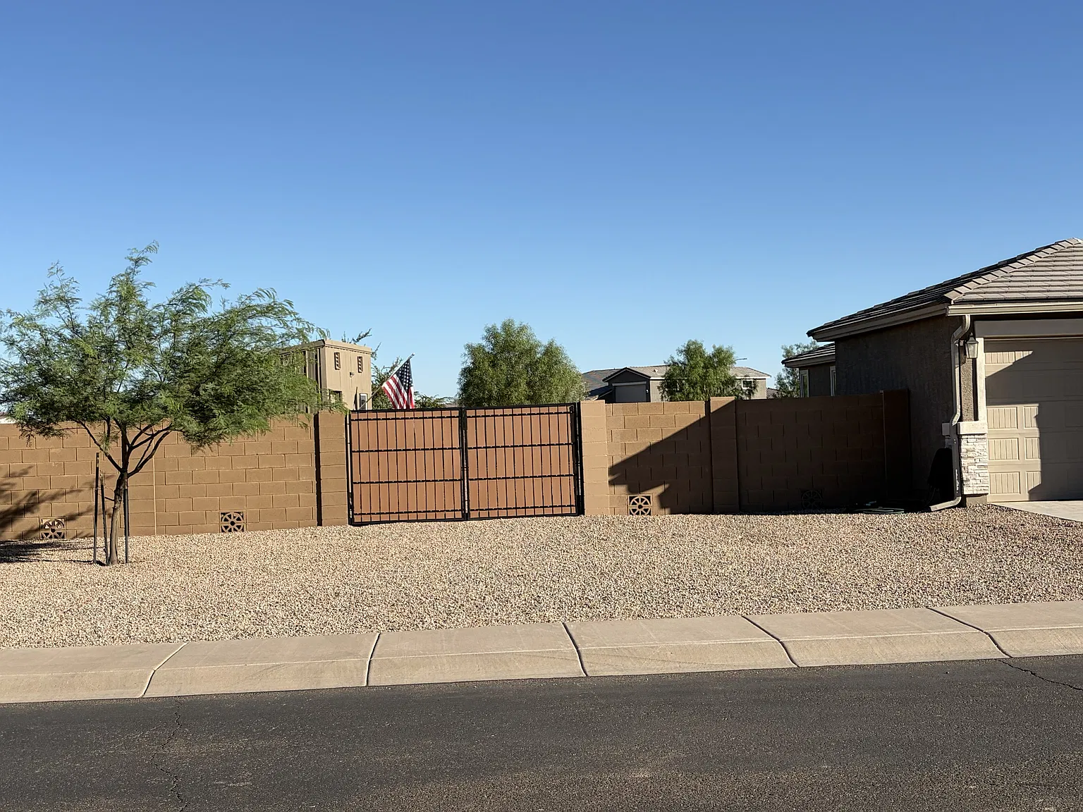 3 bed, 1877 sqft, $2,500 — Photo 3