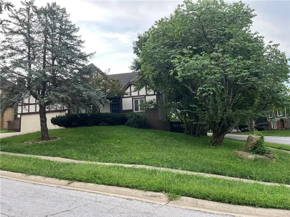 16213 W 136th Ter, Olathe, KS 66062