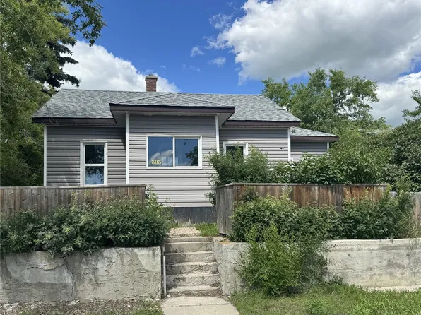 303 4th Avenue W, Biggar, SK S0K 0M0