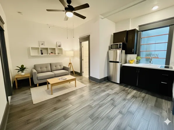 8212 N Denver Ave APT 6, Portland, OR 97217