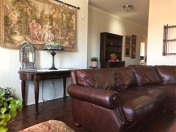 5th image of 3001 Sugarberry Dr
