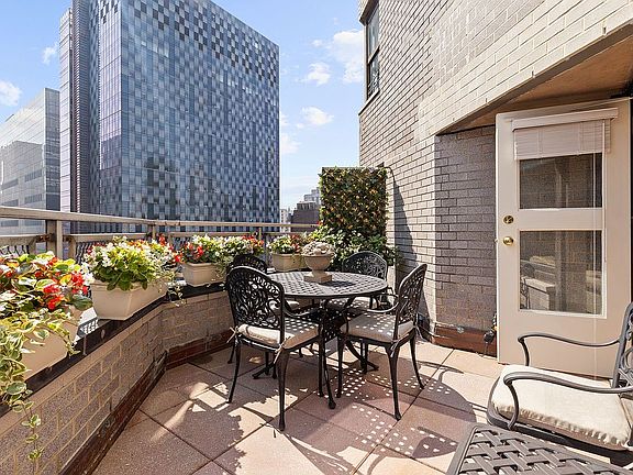 2nd image of 345 E 69th St APT 17E