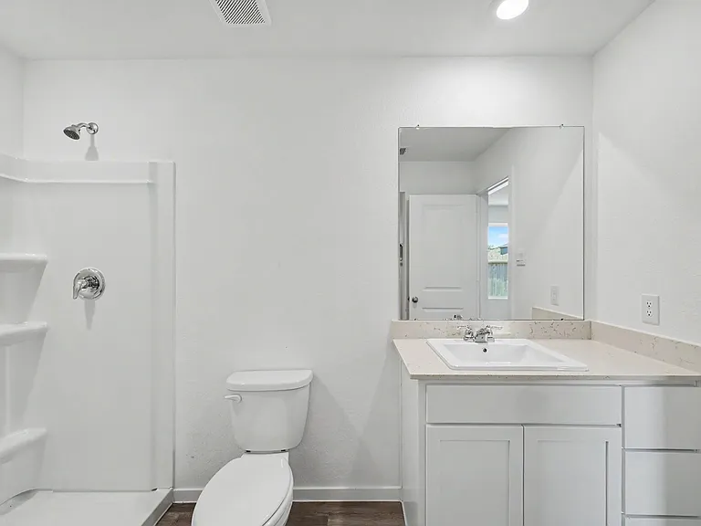 40839 Hawthorne Glades St — Photo 22