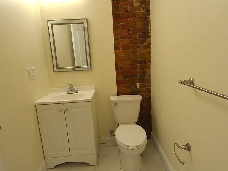 35 Brookline St #6 — Photo 7