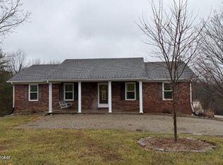 1783 Greens Chapel Rd, Bloomfield, KY 40008