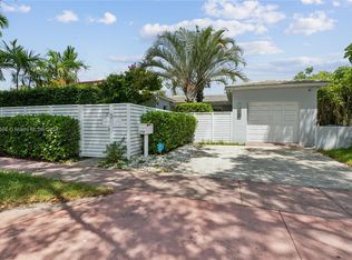 4756 Alton Rd, Miami Beach, FL 33140