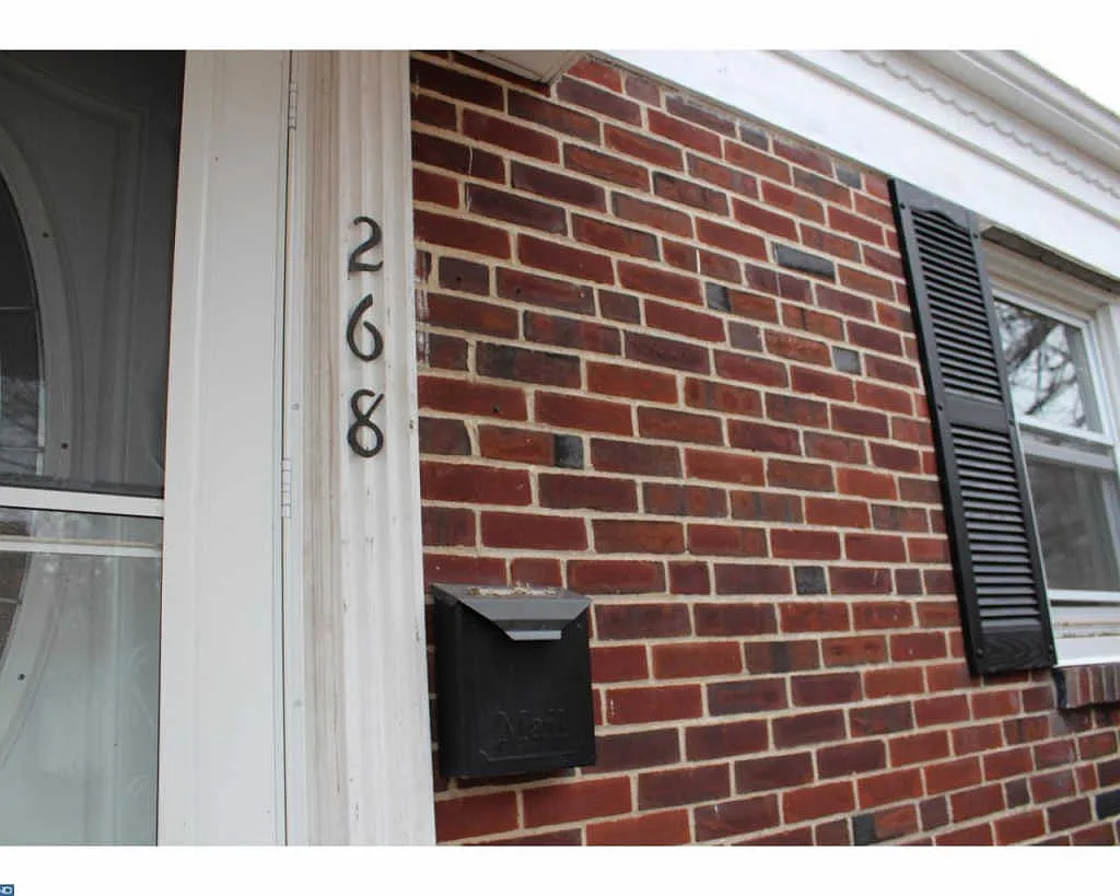 268 Lee Ave photo 1