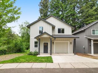 939 SE Roberts Ave, Gresham, OR 97080