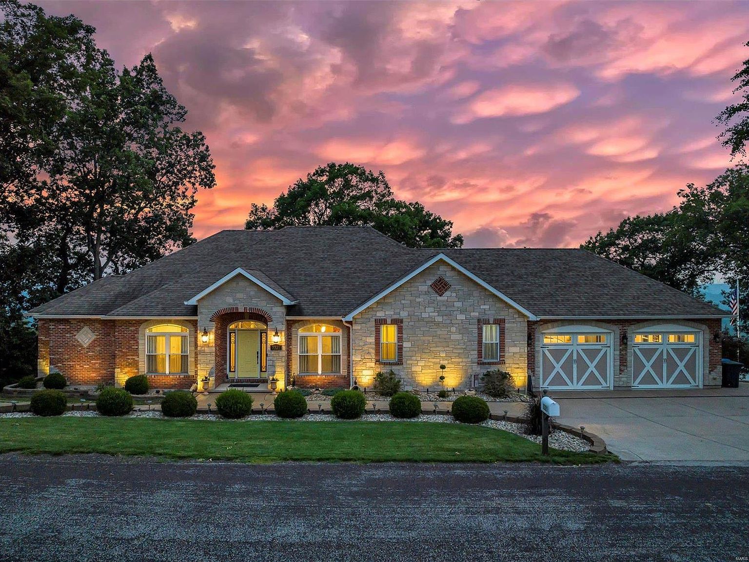 3321 Franks Ct, Byrnes Mill, MO 63051 Zillow