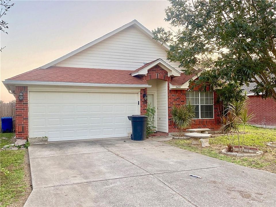 1st image of 2421 Nightingale Ave