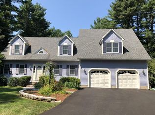 40 Swan Pond Rd, North Reading, MA 01864