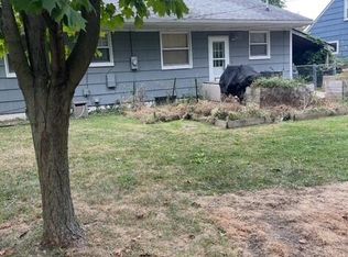 1601 Hatcher Cres, Ann Arbor, MI 48103