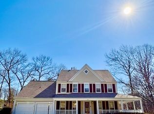 6825 Spring Beauty Ct, Springfield, VA 22152