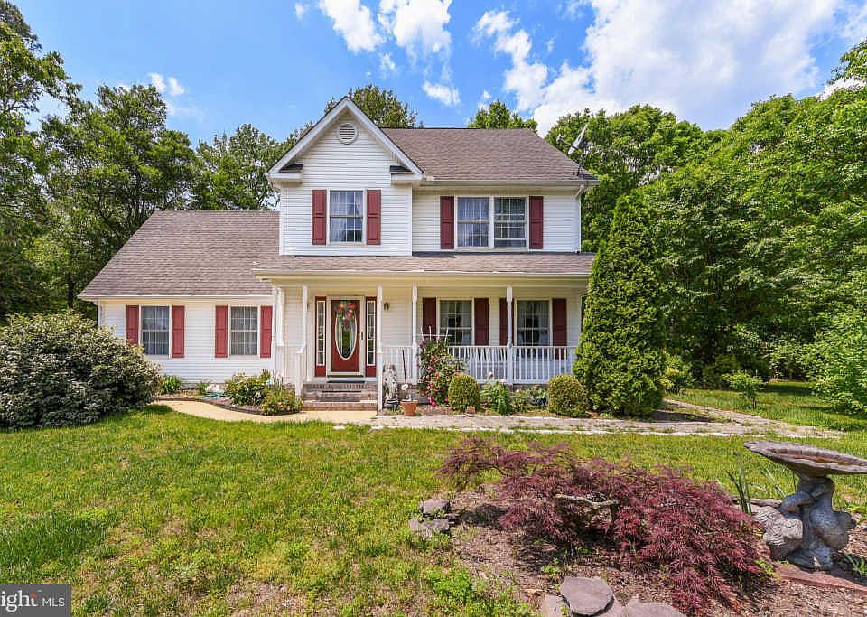 1st image of 17585 Meadow Dr