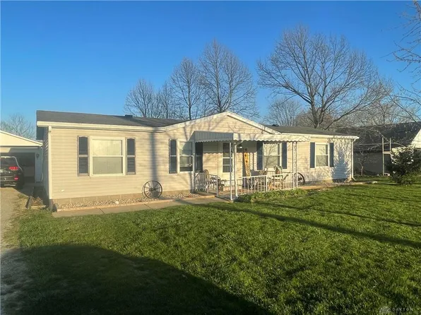 400 High St S, Saint Paris, OH 43072