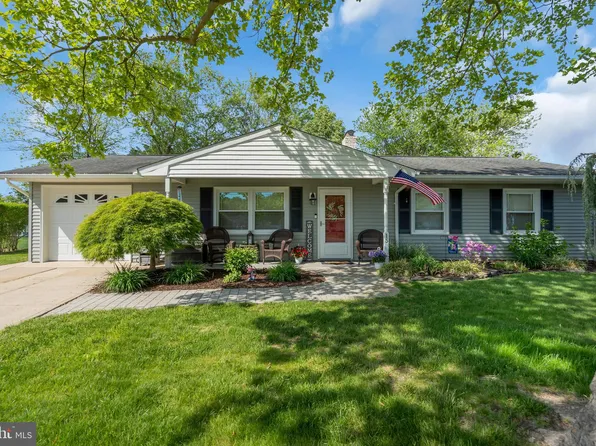 15 Tulsa Dr, Barnegat, NJ 08005