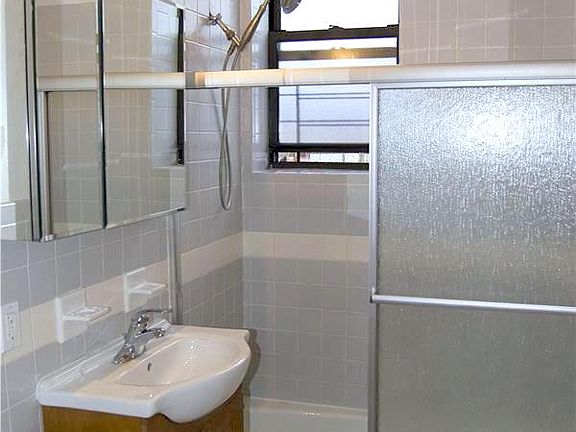 3rd image of 66-72 Saint Nicholas Ave #7-F